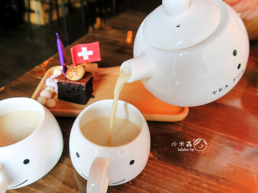 松江南京早午餐｜TankQ Cafe & Bar跟達菲一起吃漢堡 用行李箱裝食物好有趣!-小米蟲的米缸